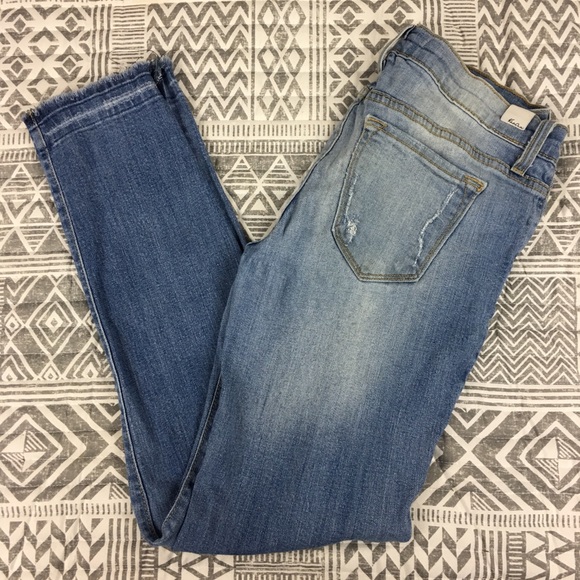 KanCan Jeans Kancan Estilo Distressed Destroyed Jeans Size 27